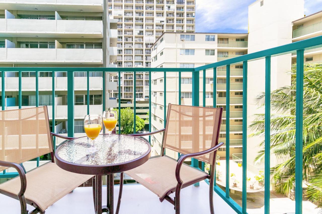 הונולולו City View Studio With Pool Access In Aloha Surf! מראה חיצוני תמונה